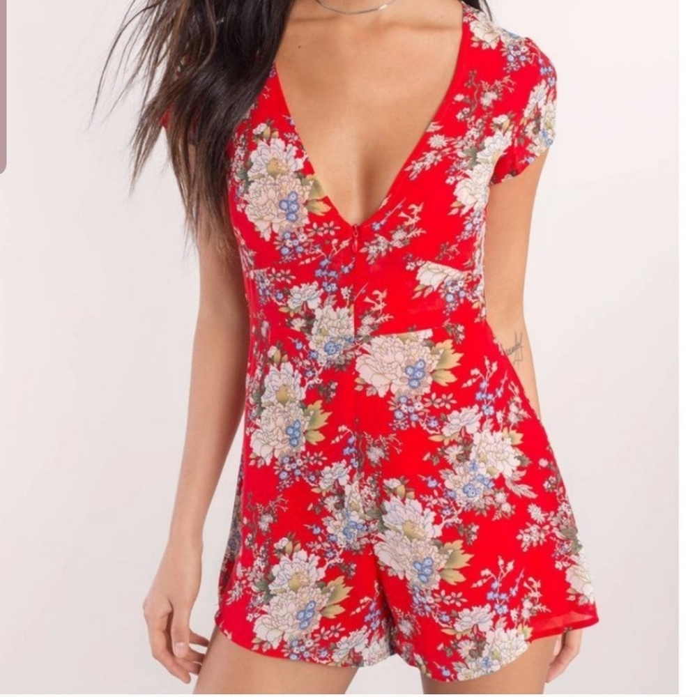 WYLDR floral zip front romper in xs
